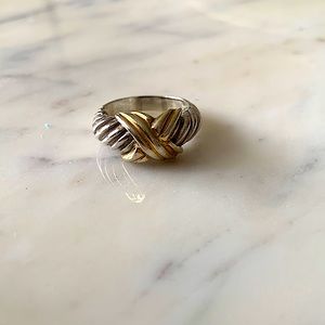 3/$25 ⭐️ Vintage Silver and Gold Knot Ring Size 10